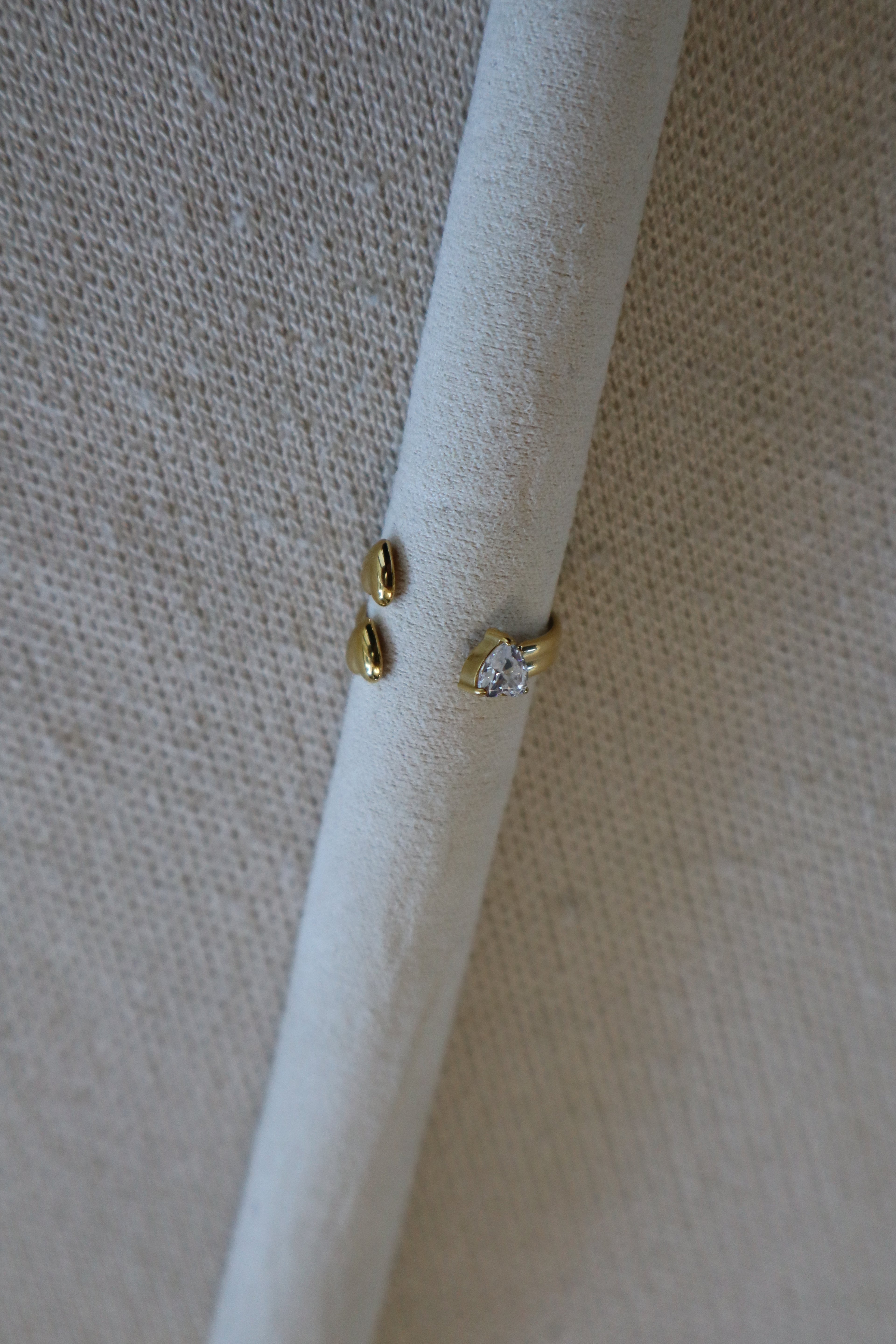 Anello 2