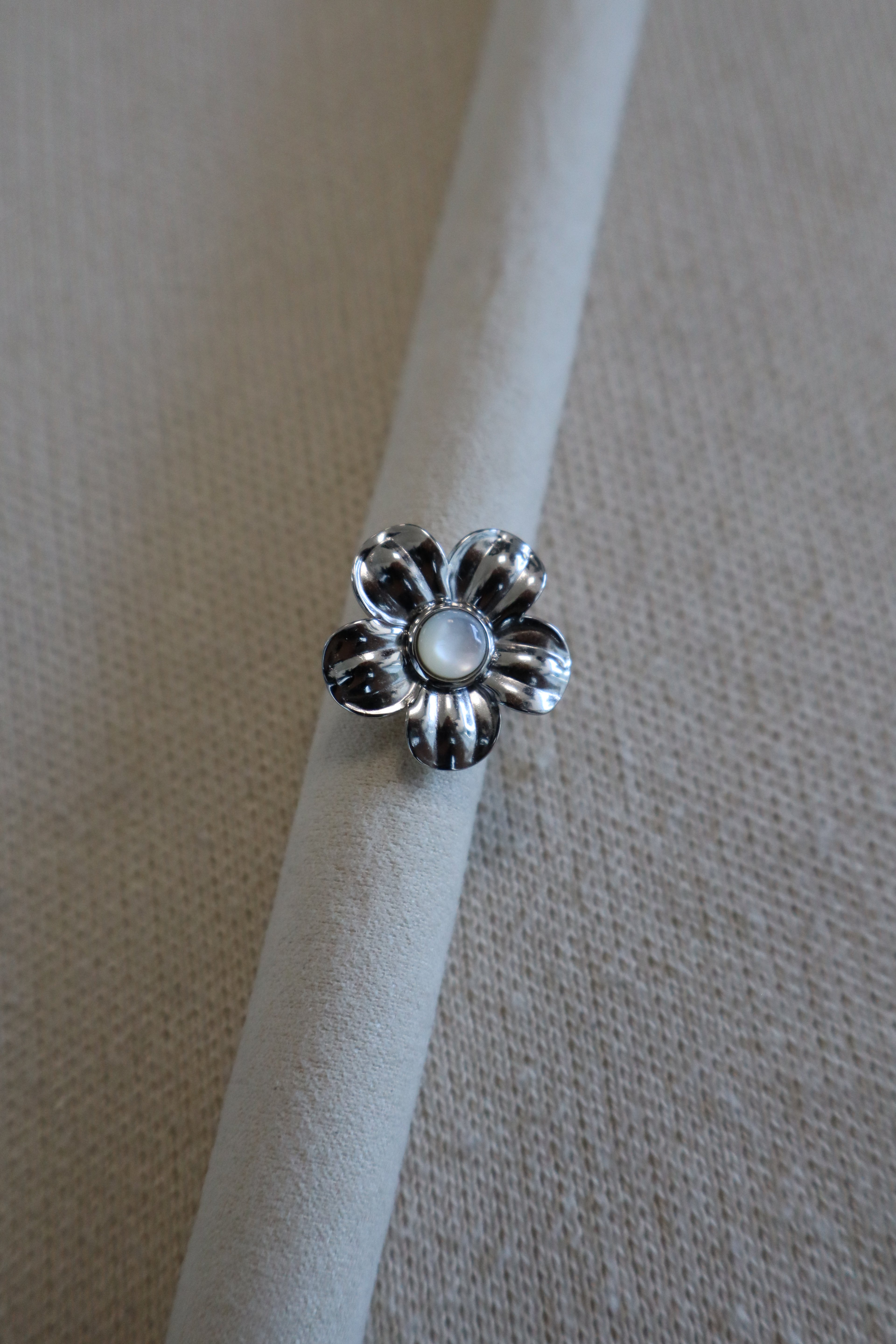 Anello 44
