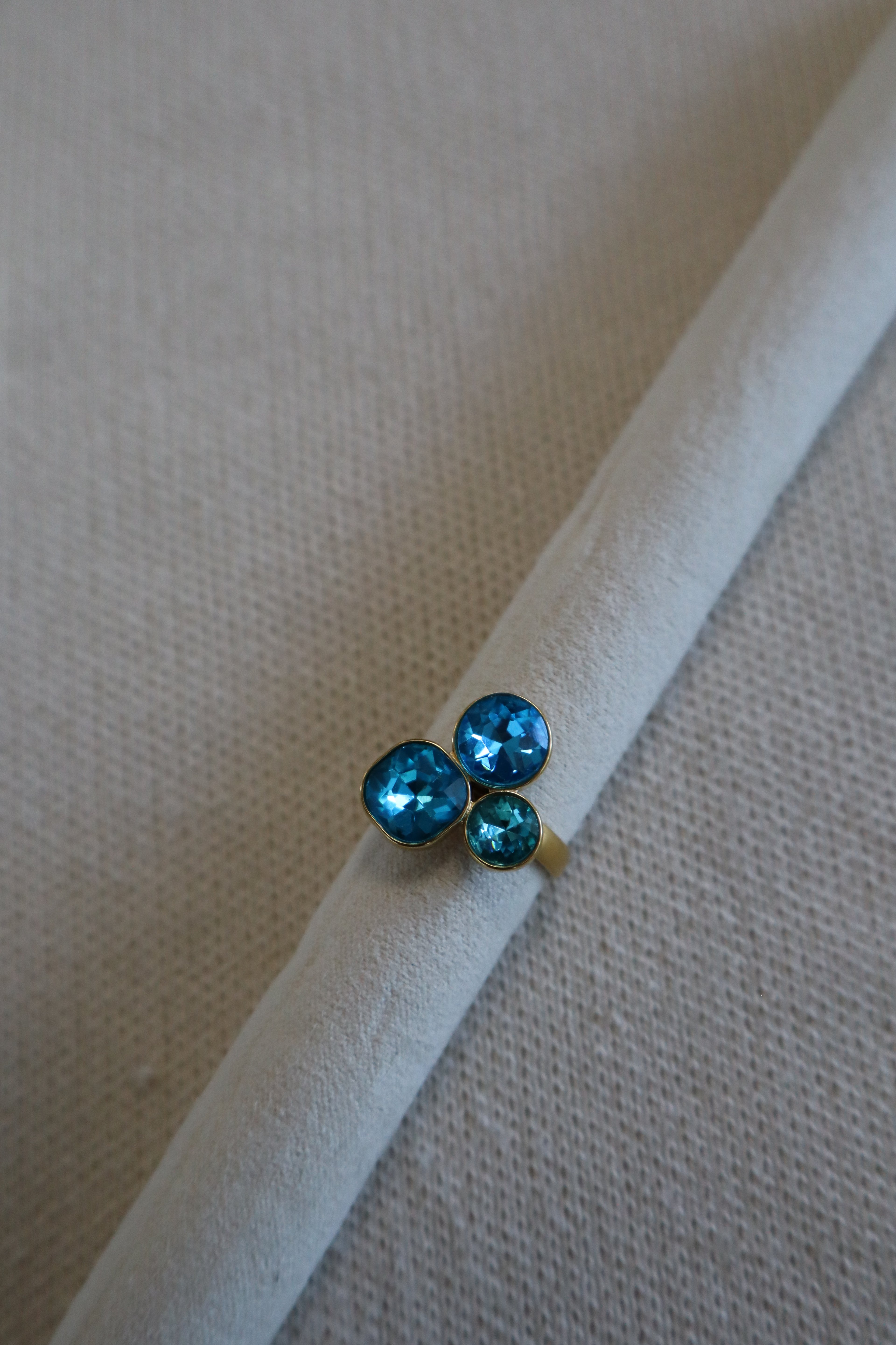 Anello 66