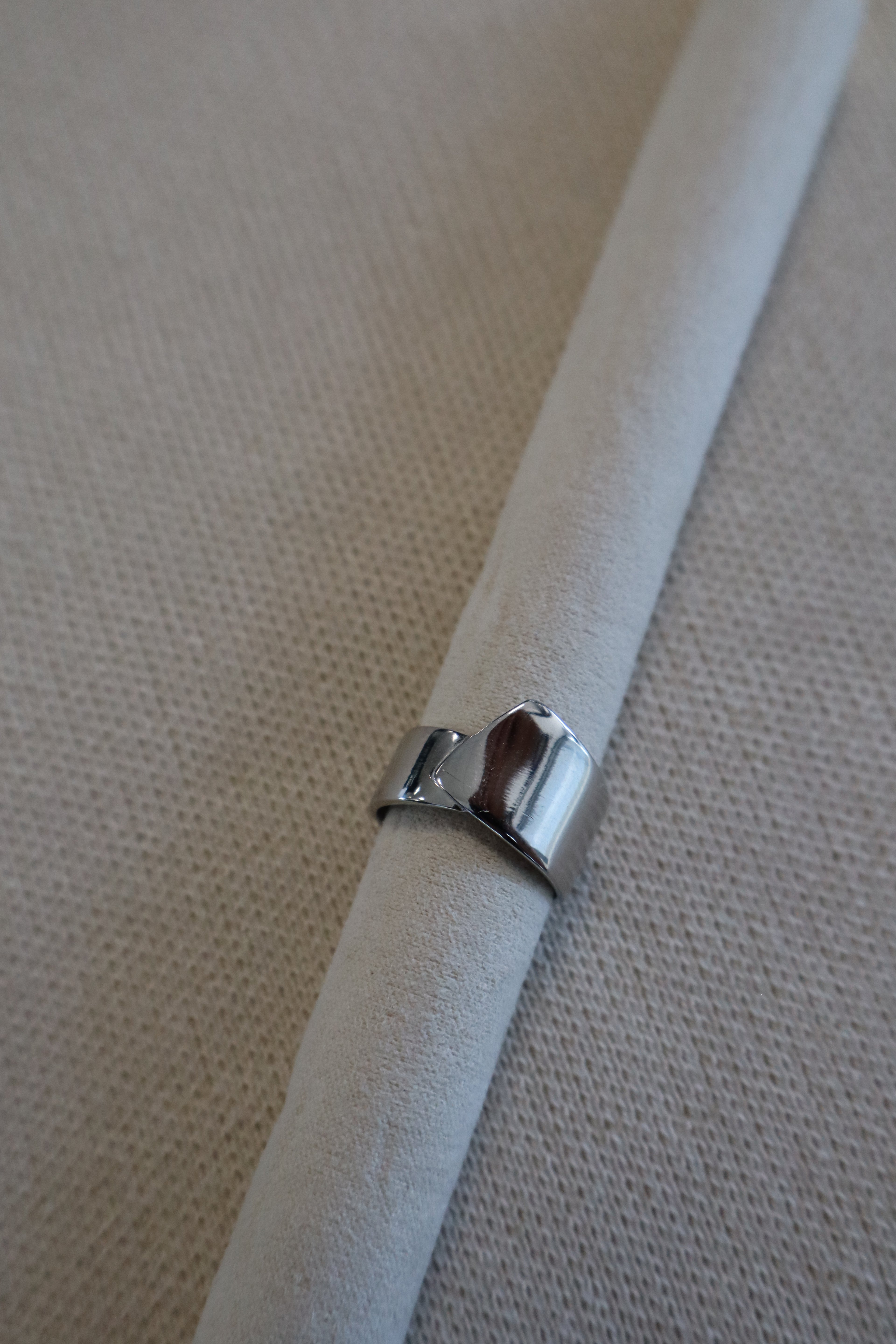 Anello 68