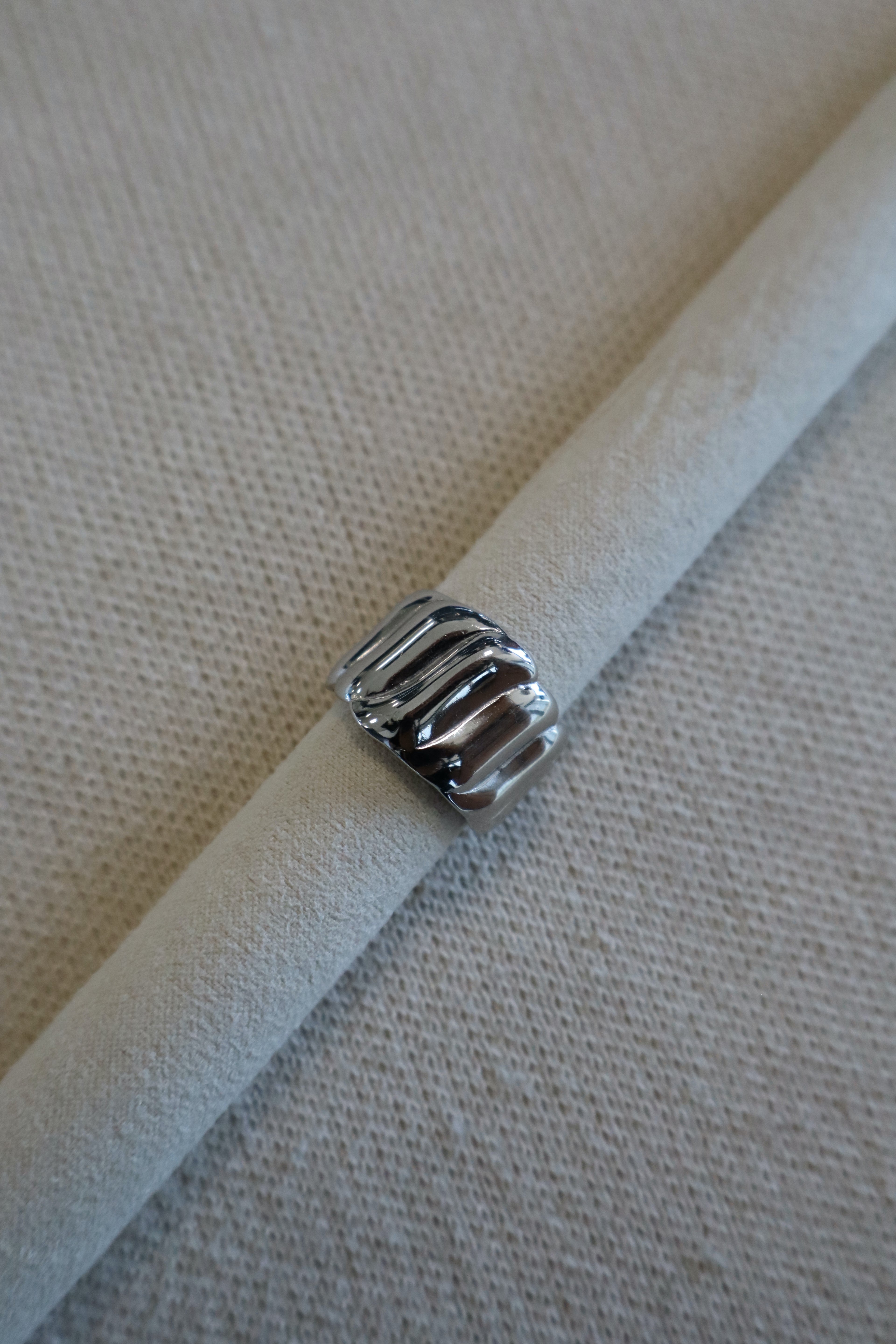 Anello 71